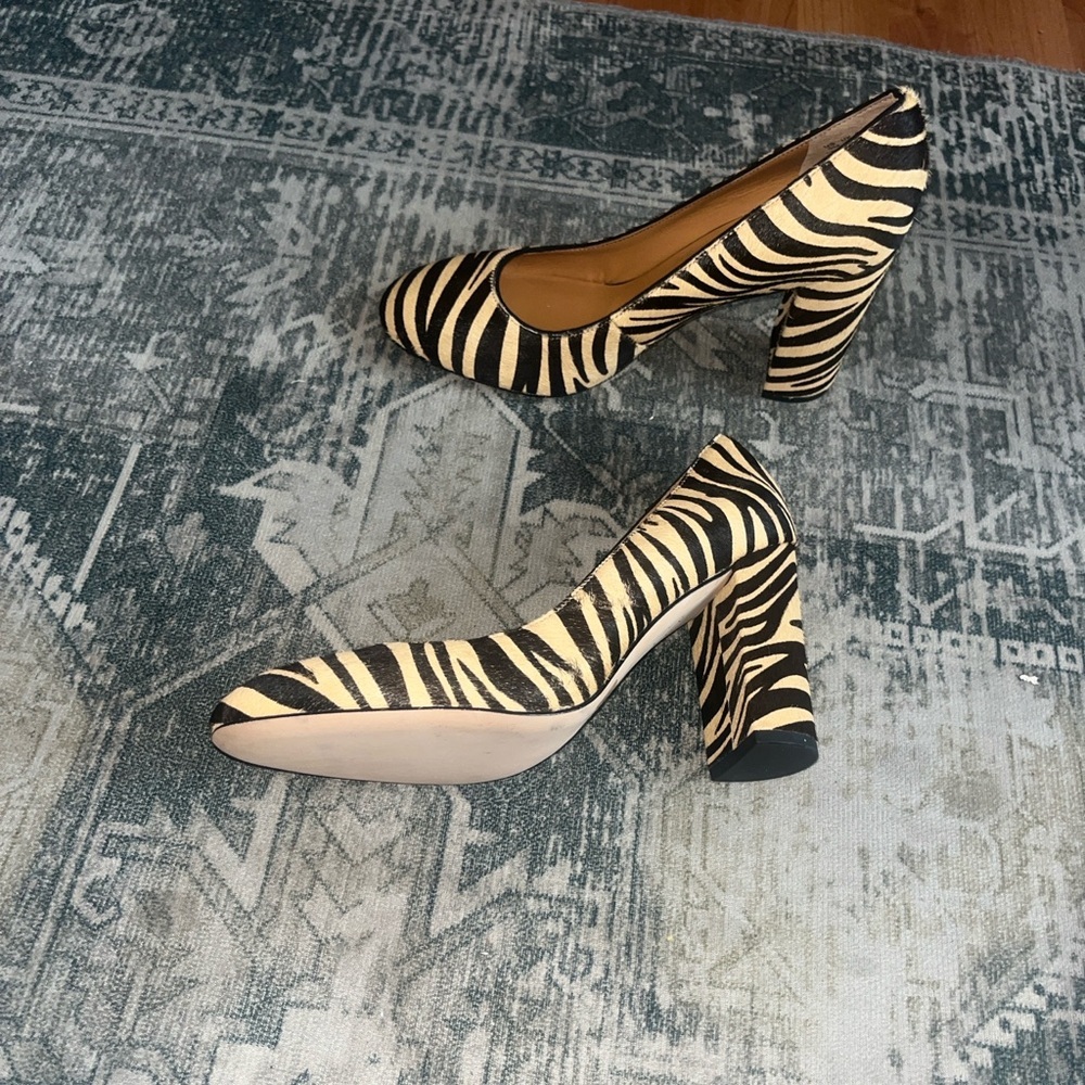 J McLaughlin Zebra print calf hair high heels size 8 - Picture 2 of 9